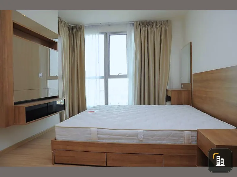 For rent!! Condo Rhythm Sukhumvit 50, high floor (32th floor), beautiful view, fully furnished room, ready to move in. Don't miss it!!