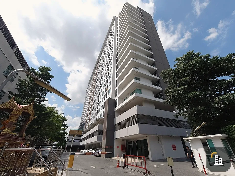 Condo Regent Orchid Sukhumvit 101, size 28 sq.m., 14th floor, fully furnished, near bts, come first come first served.