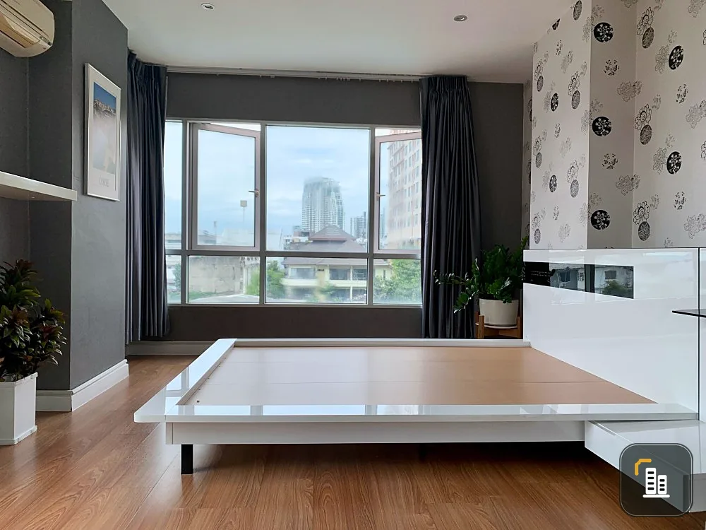 For sale / rent Condo One Sukhumvit 67, beautiful room, fully furnished, close to BTS, ready to book