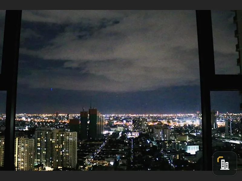 Urgent sale, Whizdom Connect Sukhumvit, city view, wide room, ready to move in.