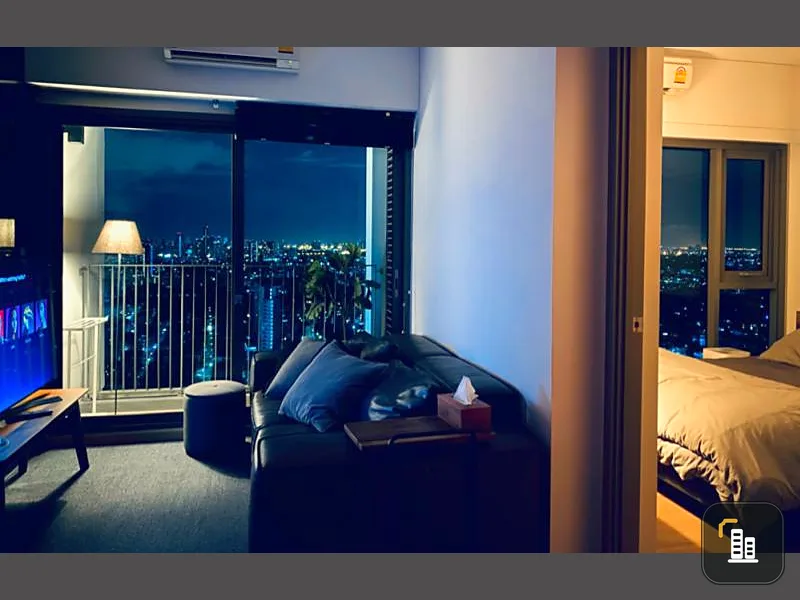 Urgent sale, Whizdom Connect Sukhumvit Condo, rare room, very beautiful view, a private corner room, full furniture, close to BTS.