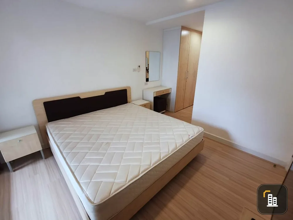 Urgent for rent,sale Condo Whizdom Punnawithi Station Pool view Fully furnished, near BTS Punnawithi, book now !!