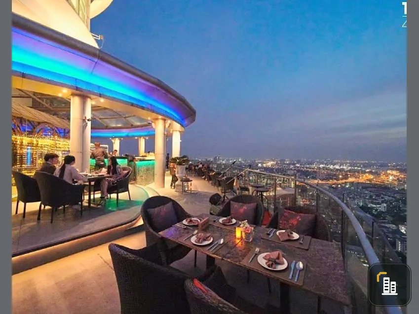 Skywalk and Welz Residence Condo for rent, 14th floor, beautifully decorated, fully furnished, ready to move in.