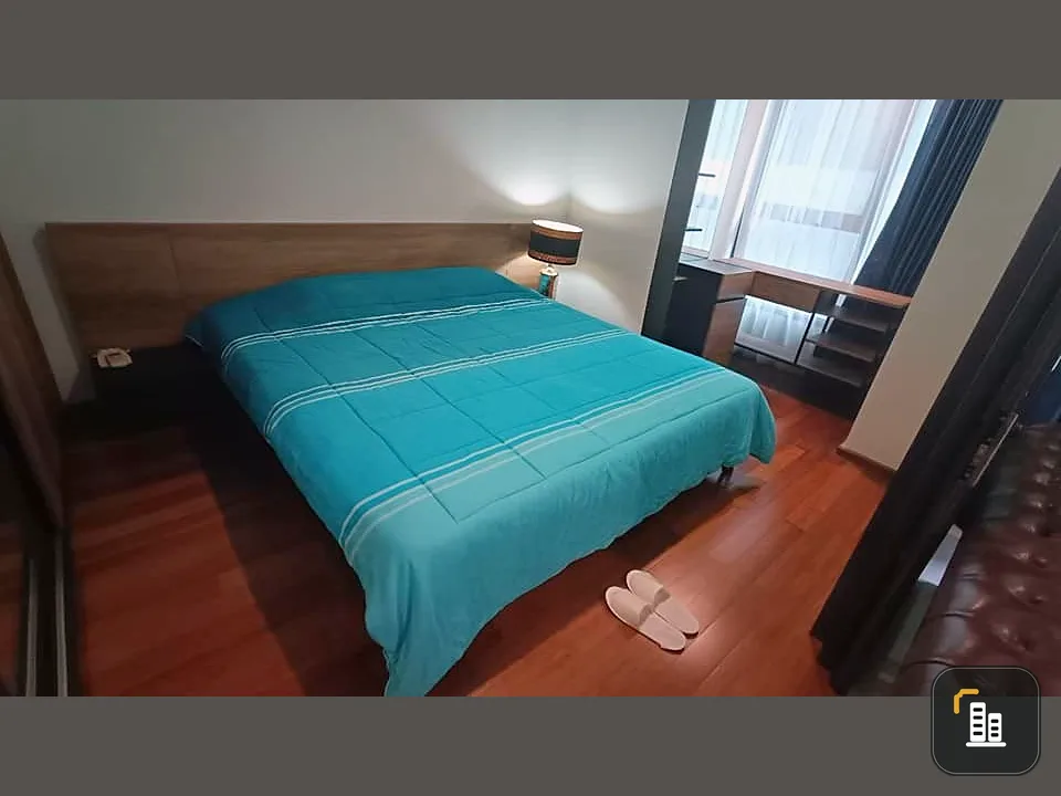 Sell / rent urgently !! Condo Hue Sukhumvit, good location, next to BTS, fully furnished, ready to move in, good price, urgently booking !!