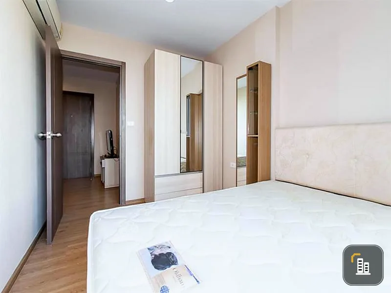 Urgent for rent !! Condo The Base Sukhumvit 77 Pool View The furniture is full of beautiful rooms. Hurry and book !!