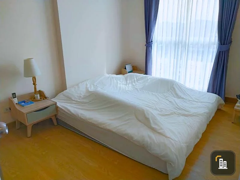 For sale the light new york room size 29 sqm. Beautiful room, convenient transportation, near bts come first come first.