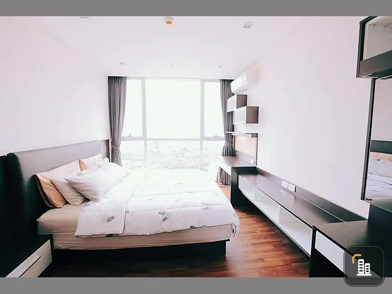 For rent, le luk condominium, size 50 sq.m., high floor, beautiful view, fully furnished, convenient, near BTS like this, need to book