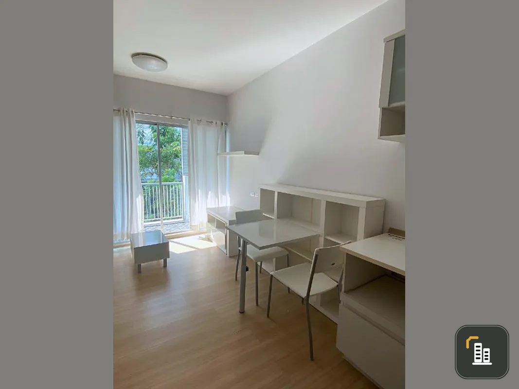 Urgent sale, A Space Condo Sukhumvit 77, beautiful room, clean tone, white tone, very inviting, great location, in and out in many ways, near BTS.