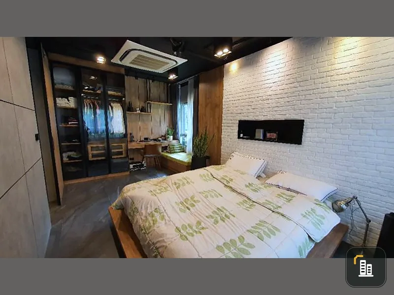 Elio Del Rey condo for sale, size 45.27 sq.m., garden view and pool, newly renovated, beautiful room, fully furnished, can't miss it.