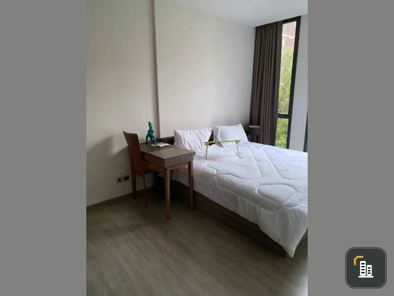 Sell / rent Mori haus pool view room. You can't miss it!