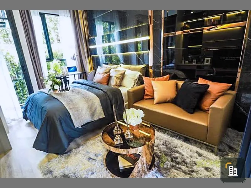 Condo for sale, Knightsbridge Prime, On Nut, 1 bedroom, 1 bath, high floor, good view, do not wait.