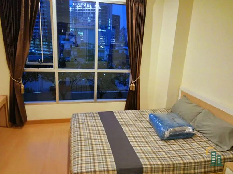 Condo for rent, Life @ Sukhumvit 65, fully furnished, beautiful city view, the room is not hot, ready to go.
