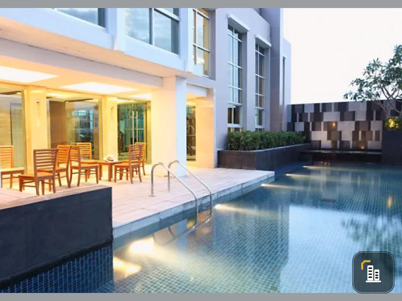 Condo for sale Life @ Sukhumvit 67 corner room, fully furnished with bathtub Hurry now !!!