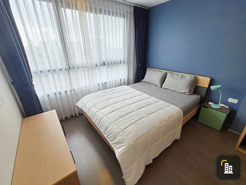 Dressed in white-blue tones, comfortable to the eyes already. Just carry the bag Ready to move in ideo sukhumvit 93