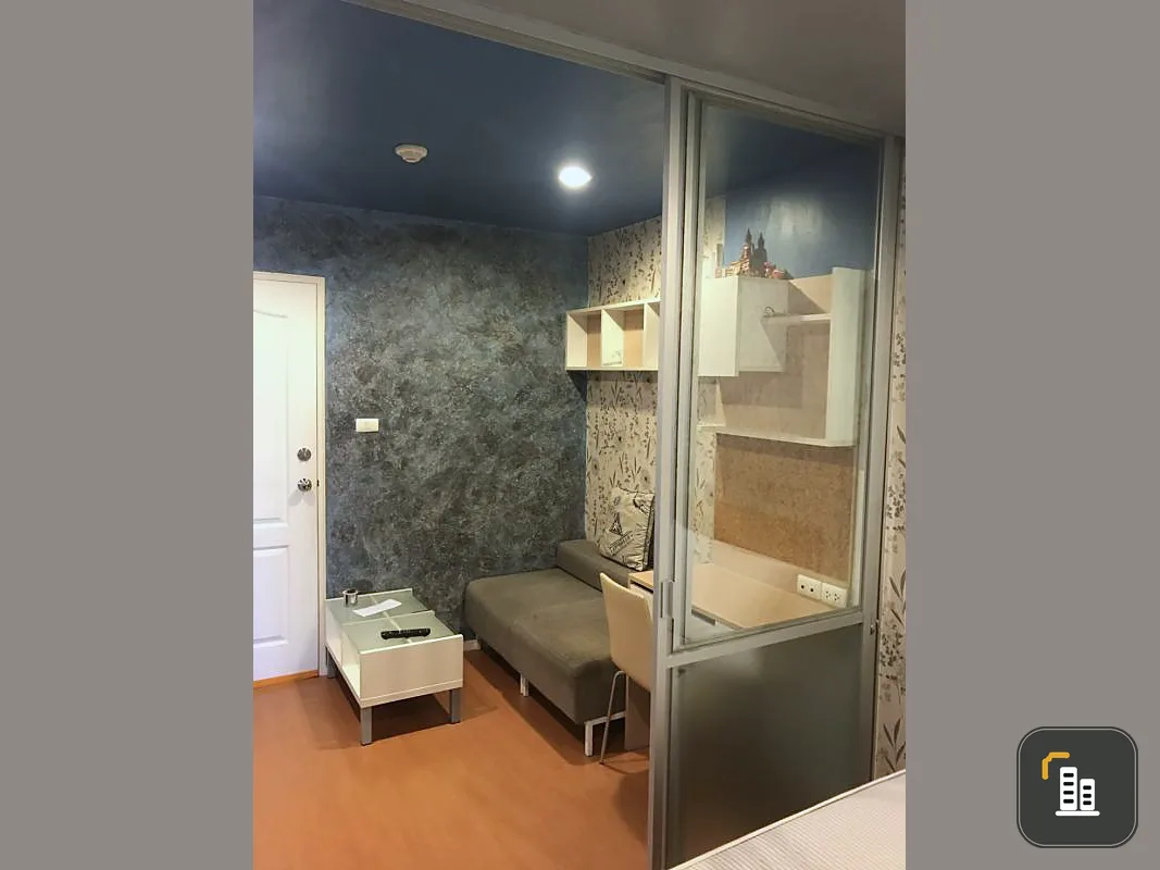 Quick sale !!! Lumpini Condo Town Nida - Serithai 2 Beautiful room with furniture, good location, good price, how can I miss it?
