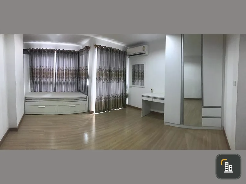 Urgent sale, Milestone Serithai, very new room, buy for living or rent, it's worth hurry.