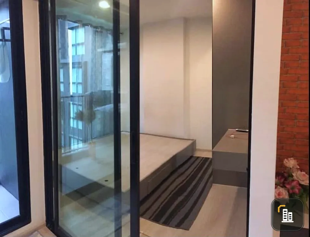 For sale, for rent!! Condo The Excel Groove Lasalle 52, beautiful room, swimming pool view. Fully furnished, ready to move in!!