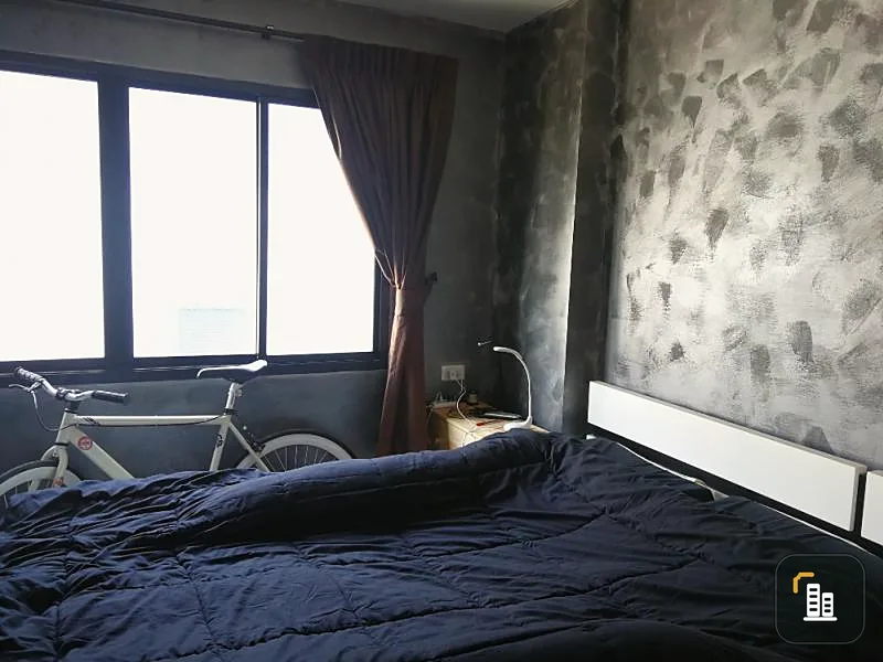 Quick sale !!! Condo B.Loft Sukhumvit 109, a room painted to a loft style near BTS Bearing, don't miss it and book now !!