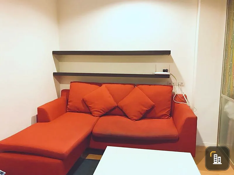 Urgent sale, Condo Lumpini Ville Lasalle-Bearing, 1 bedroom, 1 bath, beautiful room, high floor, fully furnished, cheap price, do not hesitate, book now