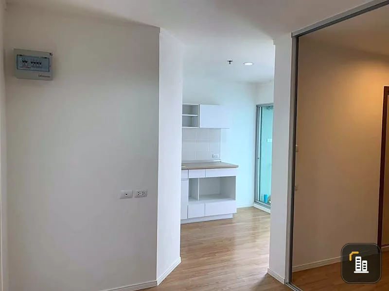 Urgent sale, Condo Lumpini Mega City Bangna, beautiful room, corner room, Mega Bangna view, exciting price, urgent, do not miss