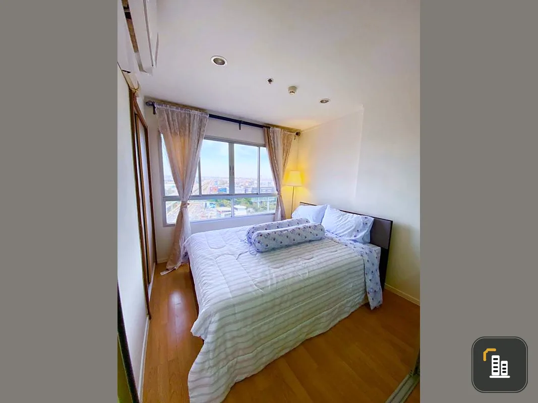 Condo for sale at Lumpini Mega City Bangna. Fully furnished, high floor room, city / airport view