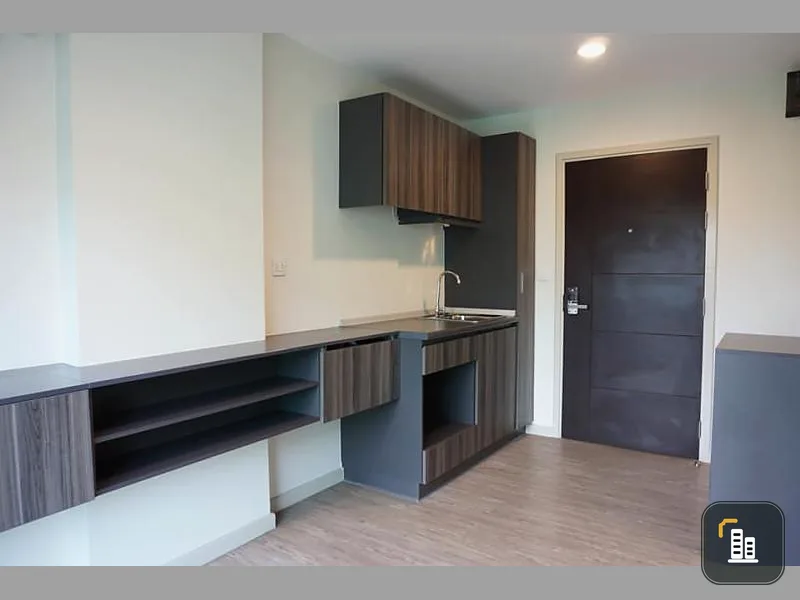 Urgent for sale, Villa Lasalle Condo, 1 bedroom, 1 bath, wow, beautiful room, fully furnished, ready to move in Chill out like this, need this room.