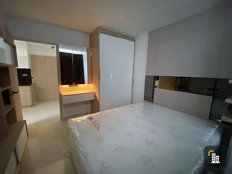 Urgent for rent !! Condo The Parkland Bangna, good location, near BTS Bangna station, do not miss !!