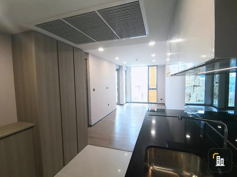 Sale luxury condo in the heart of Siam Class Siam Condo (44.10 sq m / 5th floor), next to BTS.