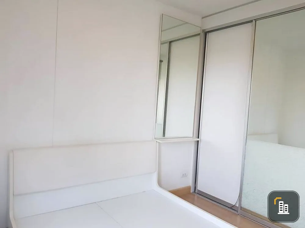 express!! Sell / rent The Parkland Srinakarin Lakeside 1 bedroom, 1 bath, pool view, can't miss !!