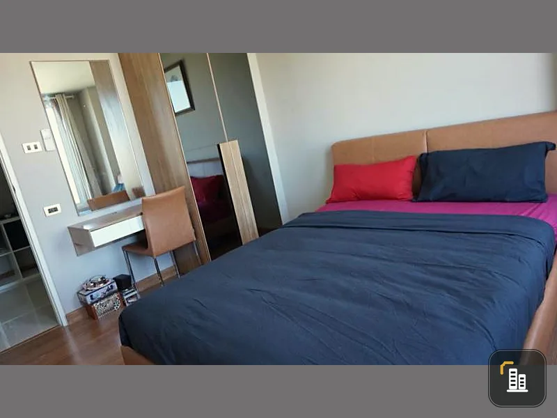 Urgent sale !! Manhattan Park Residence Condo, clean room with common area, do not miss !!