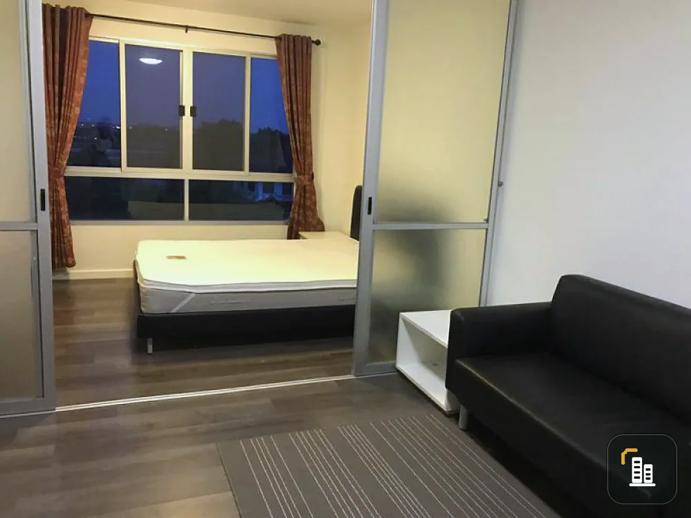 Sell / rent urgently !! D Condo Campus Resort Bangna, clean room, lots of furniture, very good location, book now !!
