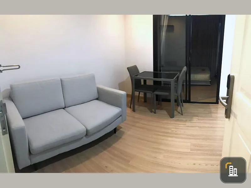 Urgent sale, The Niche Mono Bangna, clean room, lots of furniture, good location, good value for money, close to the mall.