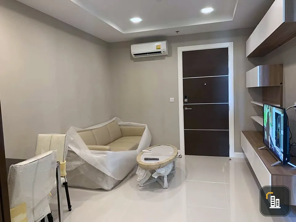 urgent!! Condo for rent, The Metropolis, 27th floor, beautiful view, next to BTS Samrong, convenient transportation, ready to move in. Don't miss it.