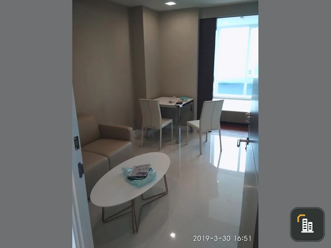 Quick sale!! The Metropolis Condo, corner room, 32nd floor, fully furnished, ready to move in, friendly price, don't miss it!!