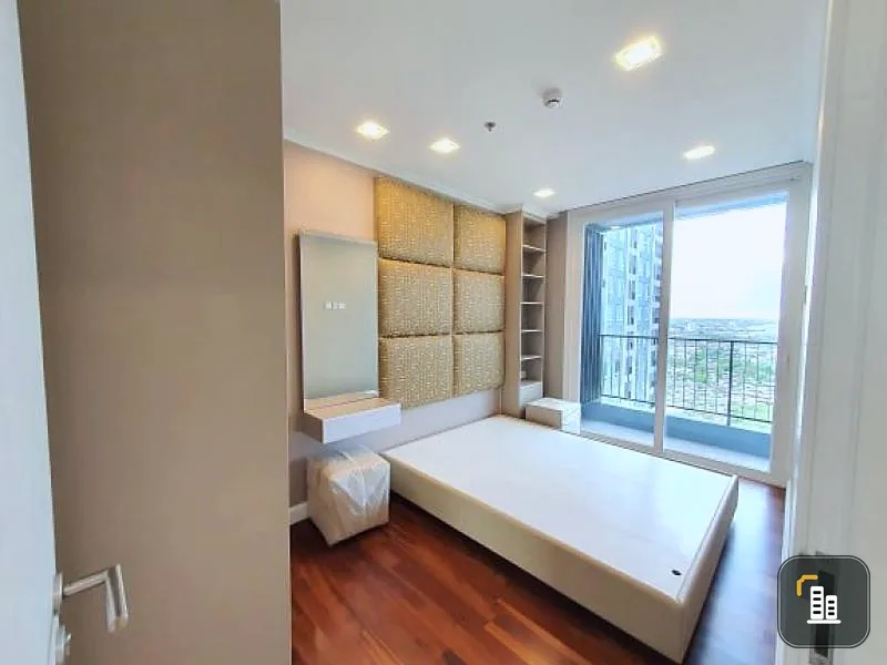 Condo for rent, The Metropolis, beautiful room, beautiful view, can't miss it !!