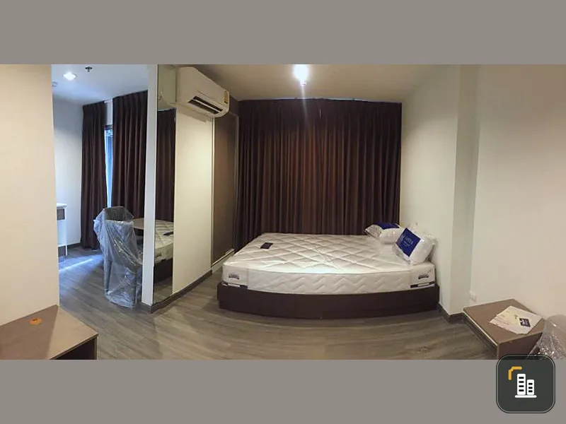 Condo for rent, The Trust BTS Erawan, pool view room, 9th floor, ready to move in, do not miss it !!