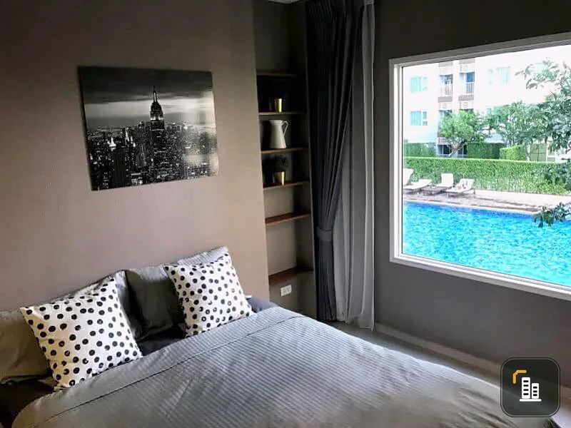 Sale/Rent Urgent!! Condo Aspire Erawan, size 30 sq.m., pool view, separate kitchen, first come first served.