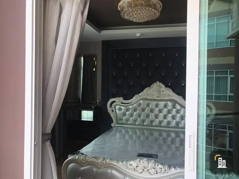 For rent, Miami Bang Pu, building 79, 3rd floor, new room, built-in the whole room, fast.