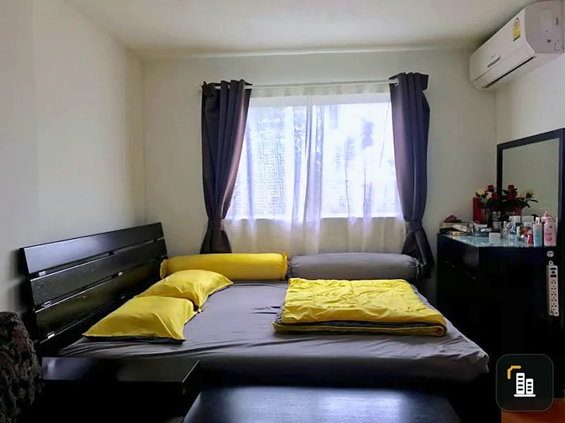 Condo for sale Lumpini Condo Town Romklao-Suvarnabhumi, beautiful room, ready to move in, the price is pleasing! Hurry and book now !!