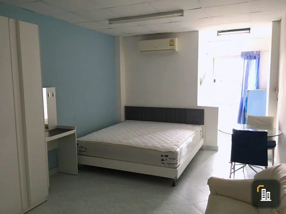 Condo for sale / rent, Pattanakarn Life Complex, quiet, private, can move in