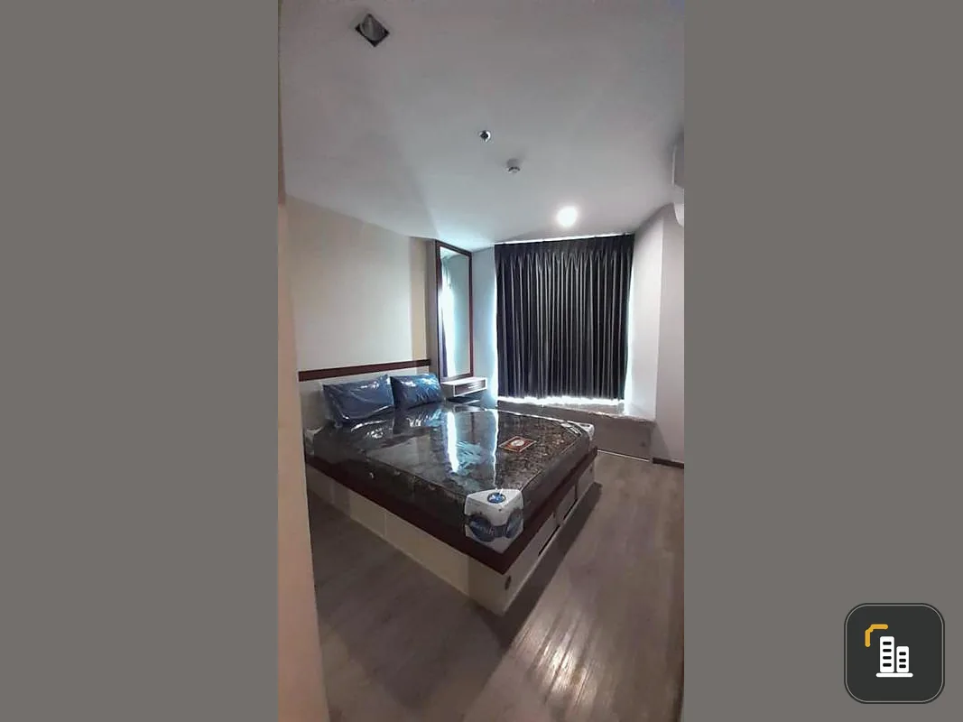 Condo for rent, Rich Park Triple Station, size 27 sq.m., 21st floor, built-in furniture. Come first come first served
