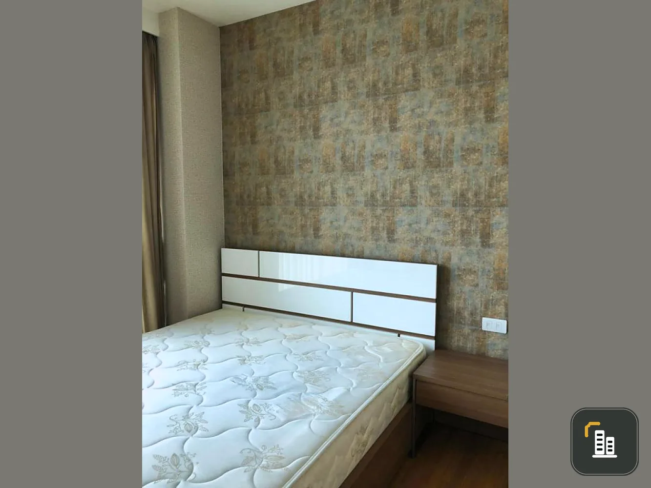 Sell immediately! Wish at Samyan, a condo in Chula area Simple room, high floor, chic view, catch your eye! Don't miss it!!!