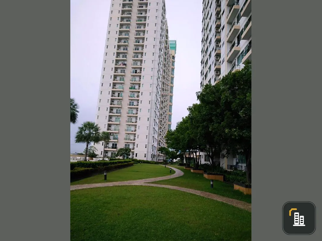 Urgent sale !! Supalai Park Srinakarin Condo, fully furnished, next to the train (under construction) do not miss!