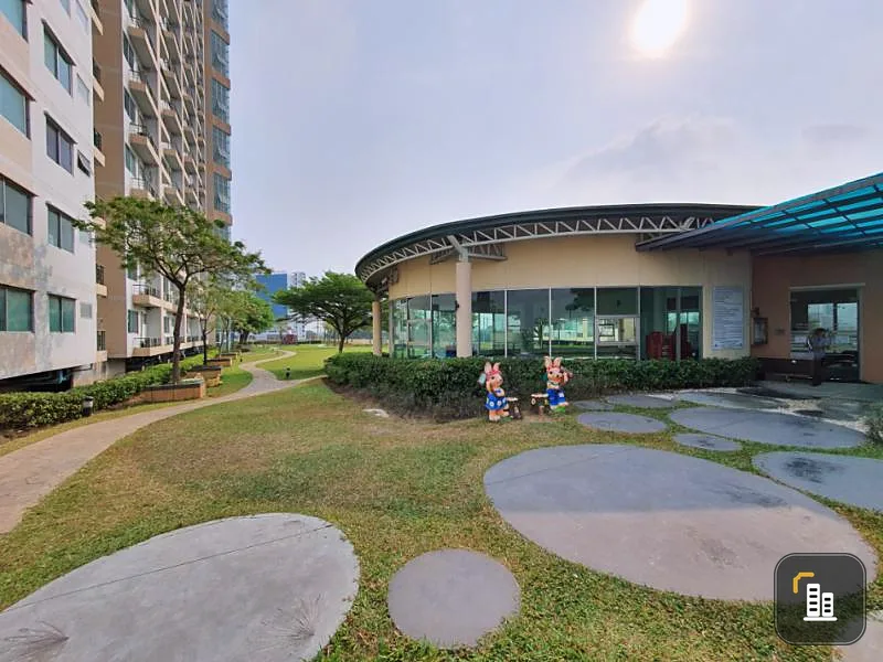 Urgent sale !! Supalai Park Srinakarin Condo, high floor, beautiful view, fully furnished, ready to move in, can't miss it, hurry !!
