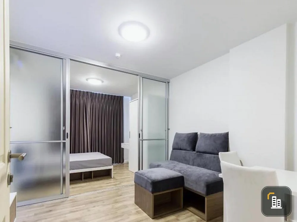 For rent / sale D Condo On Nut - Rama 9, beautiful room, fully furnished, great location, close to APL, don't miss it.