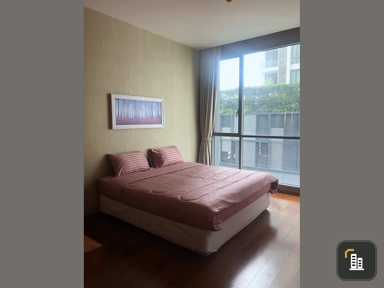 Rent / sell quattro by sansiri, prime location with furniture and tight central area, don't miss it.