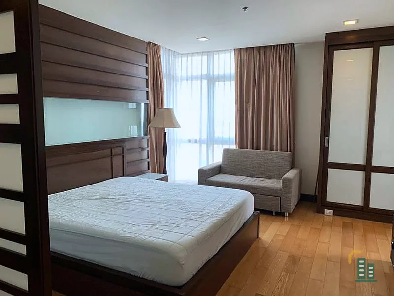 Condo for rent, Nusasiri Grand, very large room, full furniture The most spacious area, next to BTS, book now.