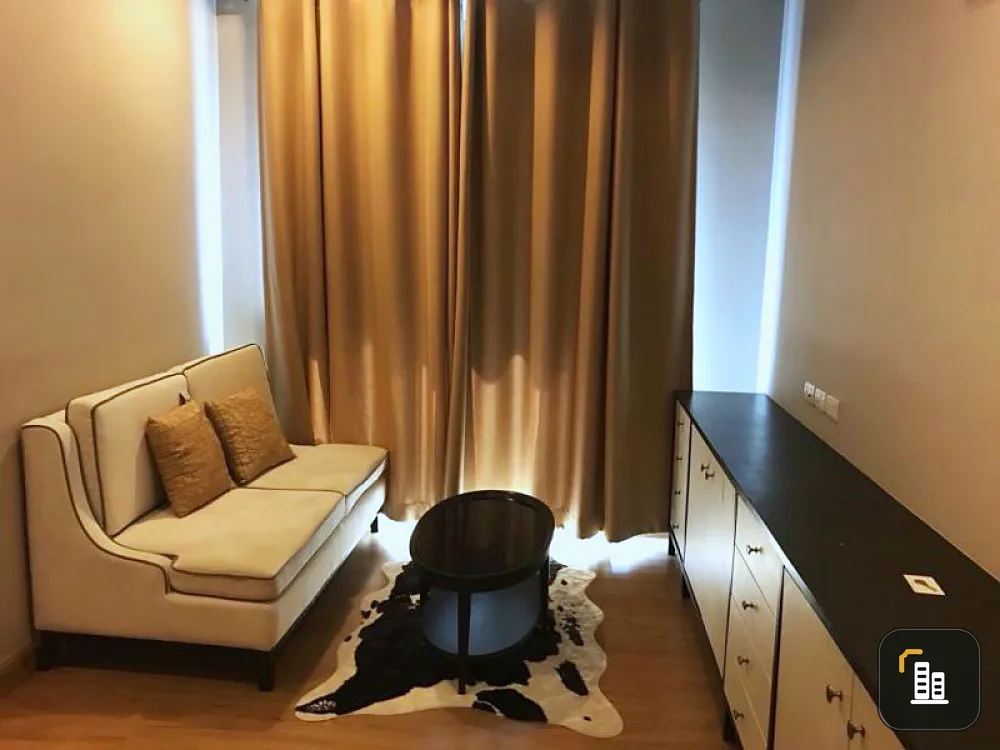 Sale / Condo for rent, The Reserve Kasemsan 3, pool view. Fully furnished + electrical appliances