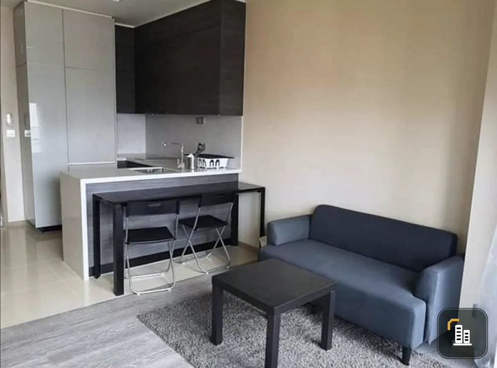 Rent-Sale Condo The Esse Asoke, unblocked city view. Fully furnished, central, tight, renting or buying is worth it.
