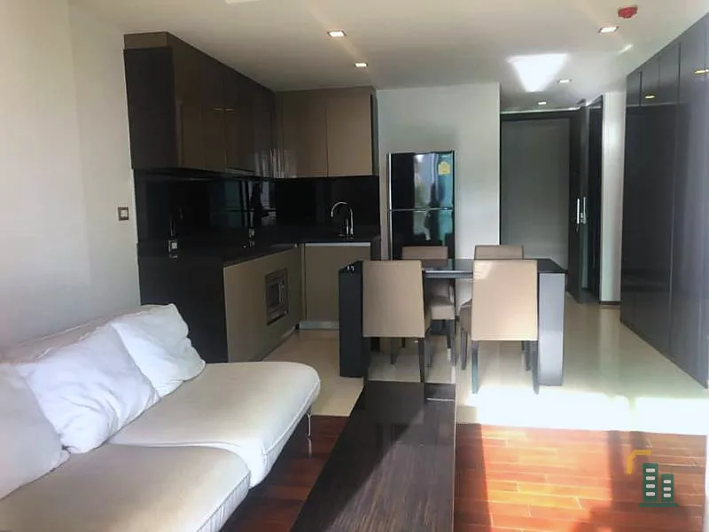 Rent the address sukhumvit 61, large room, luxury decoration, fully furnished Ready to move in. Book now.